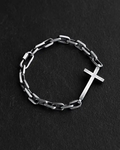 Srebrna bransoletka STRENGTH OF FAITH 10