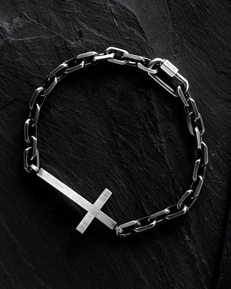 Srebrna bransoletka STRENGTH OF FAITH 7