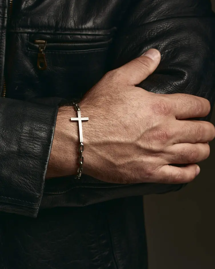 Srebrna bransoletka STRENGTH OF FAITH 11