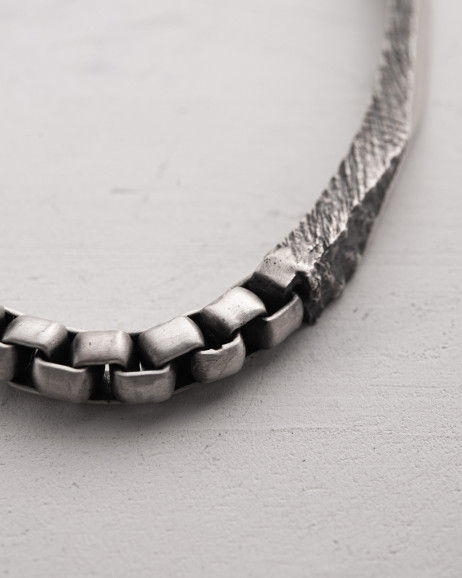 Srebrna bransoletka FORGED 3