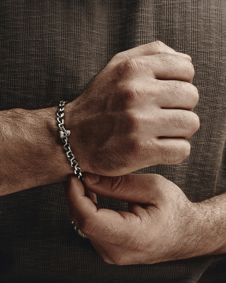 Srebrna bransoletka SKULL 2