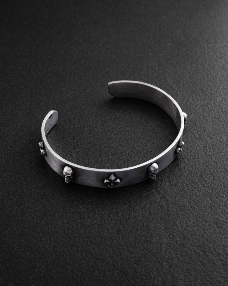 Srebrna sztywna bransoletka FLEUR DE LIS. SKULL 3