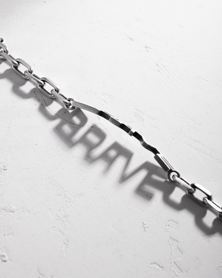 Srebrna bransoletka BRAVE 6