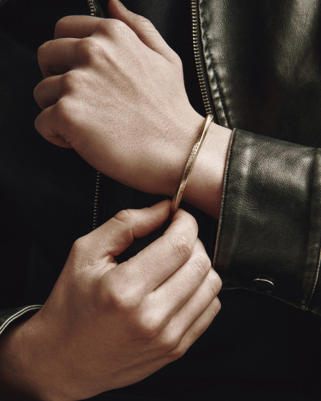 Sztywna bransoleta THE LORD'S PRAYER – OUR FATHER z czerwonego złota 2