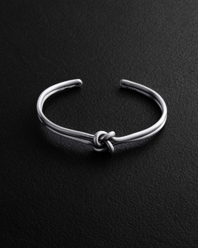 Srebrna sztywna bransoletka TAPPERHET 7