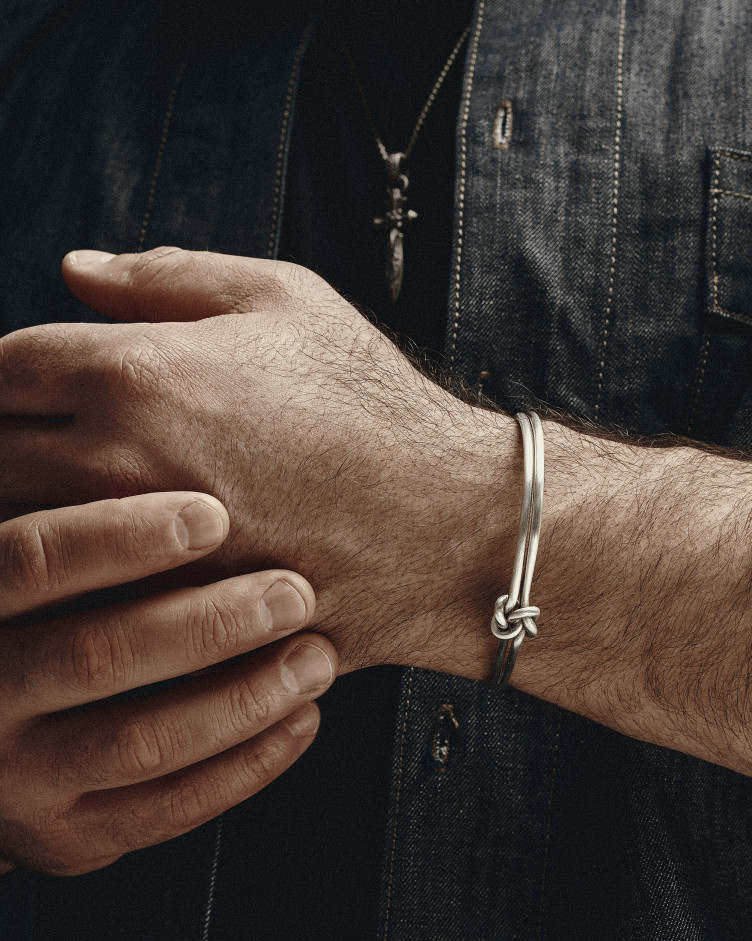 Srebrna sztywna bransoletka TAPPERHET 3