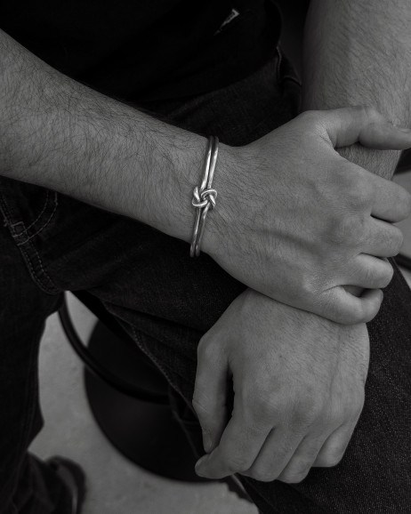 Srebrna sztywna bransoletka TAPPERHET 2