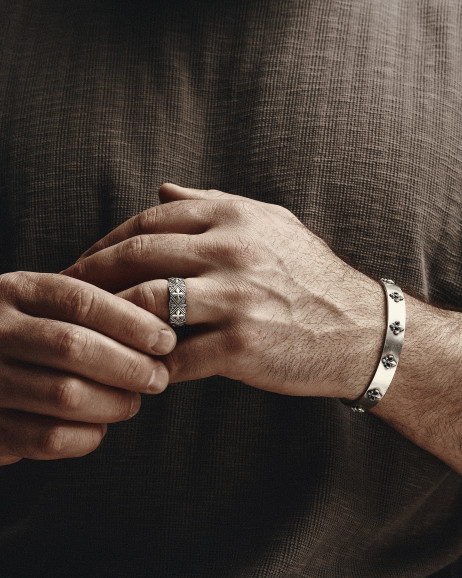 Srebrna sztywna bransoletka FLEUR DE LIS 2