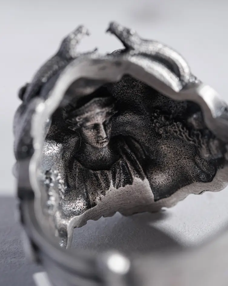 Srebrny pierścień WOUNDED MEDUSA 9