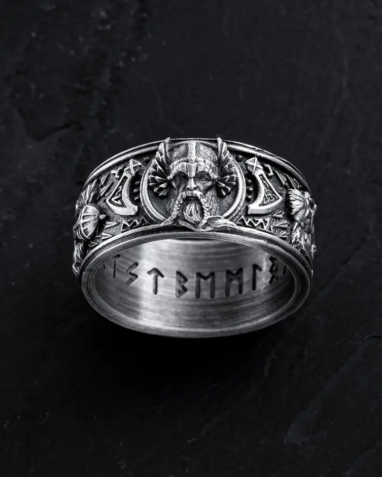 Srebrny pierścień VIKINGENES FORFEDRE. RUNES
