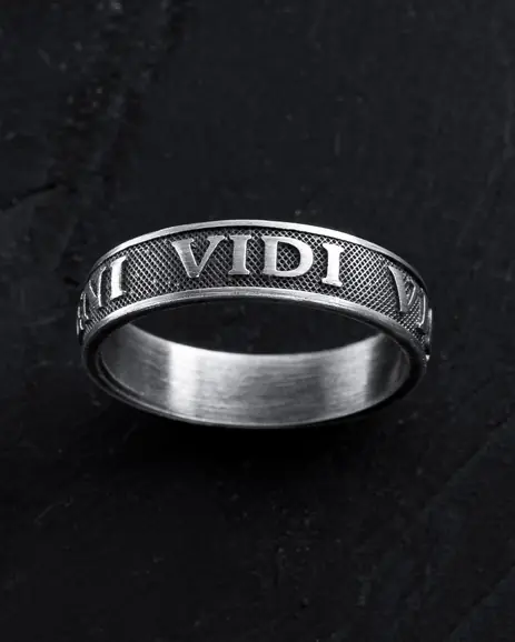 Srebrny pierścień VENI VIDI VICI