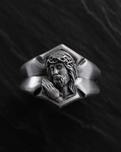Srebrny pierścień SAVIOR CHRIST JESUS