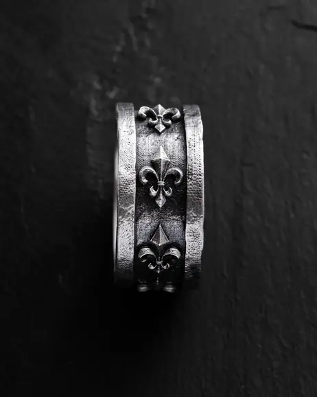 Srebrny pierścień FLEUR DE LIS 4