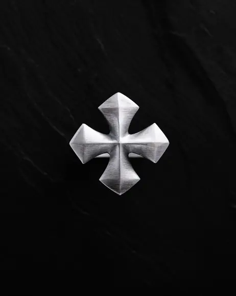 Srebrny pierścień CROSS PATTÉE 4