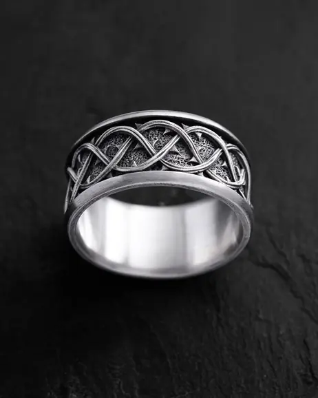 Srebrny pierścień THORN CROWN 6