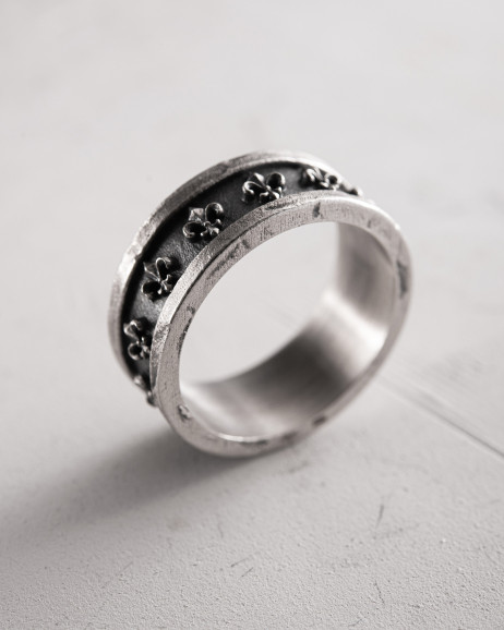 Srebrny pierścień FLEUR DE LIS 6
