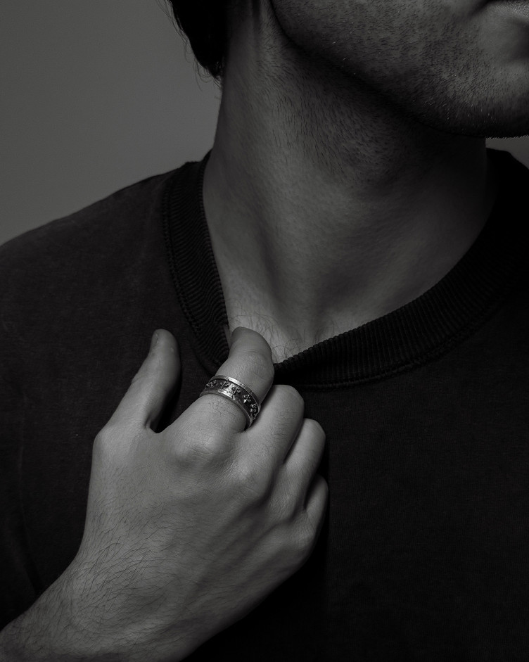 Srebrny pierścień FLEUR DE LIS 2