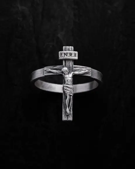 Srebrny pierścień JESUS CRUCIFIX INRI