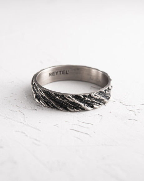 Pierścień KRIGER z białego złota 4