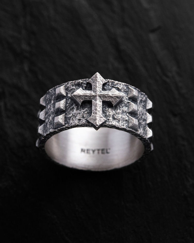 Srebrny pierścień RÓŻANIEC