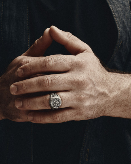 Srebrny pierścień VEGVÍSIR. RUNY 2