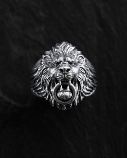Srebrny pierścień THE LION