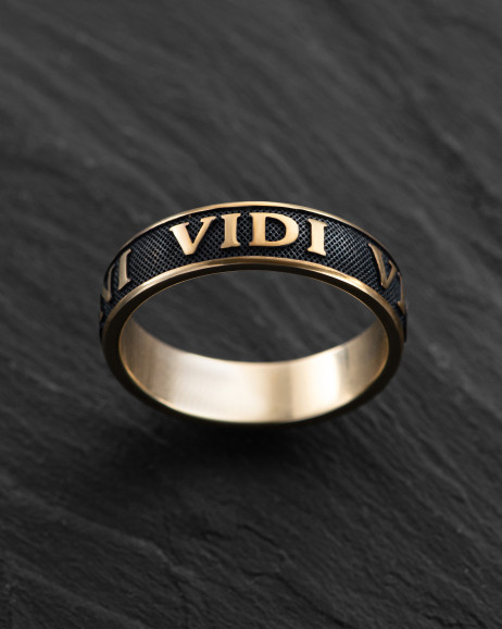 Pierścień VENI VIDI VICI (żółte złoto) 3