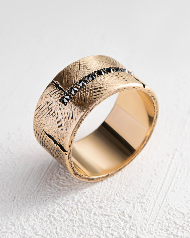 Pierścień ERVARING. BLACK DIAMONDS (żółte złoto) 5