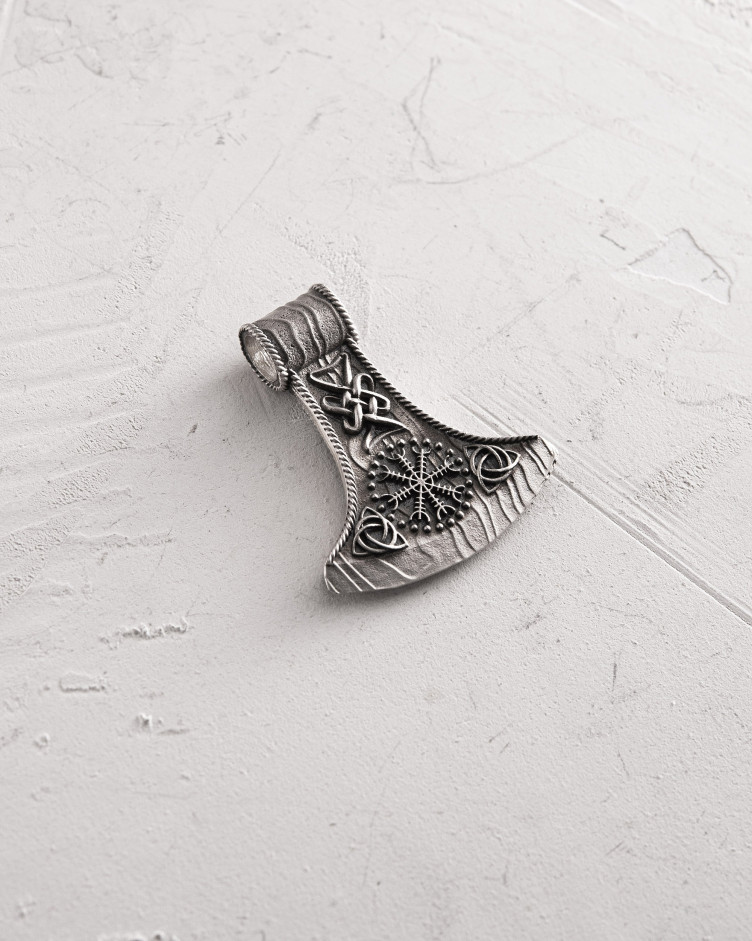 Srebrny wisiorek HELMET of TERROR 4