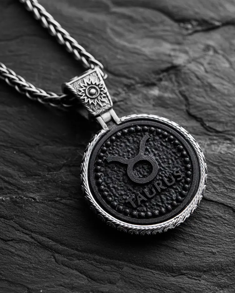 Srebrny wisiorek Znak zodiaku - BYK z hebanem 6