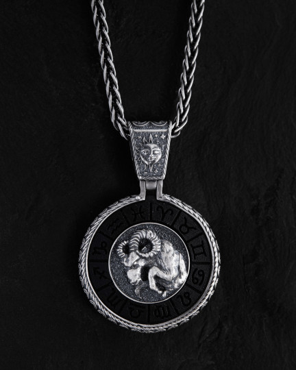 Srebrny wisiorek Znak zodiaku - BARAN z hebanem - 3371