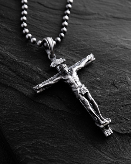 Srebrny krzyż CRUCIFIXION of JESUS CHRIST - 817
