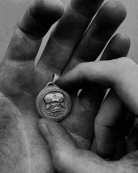 Wisiorek Znak zodiaku - GEMINI. MEMENTO MORI (bliźnięta) 3