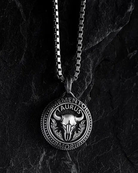 Wisiorek Znak zodiaku - TAURUS. MEMENTO MORI (byk)
