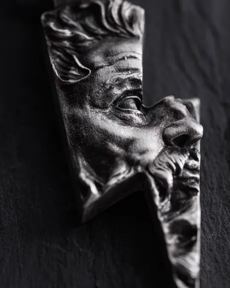 Srebrny wisiorek ZEUS. PIORUN 12