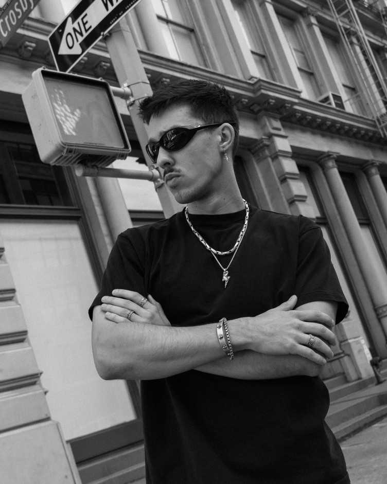 Srebrny wisiorek ZEUS. LIGHTNING 11