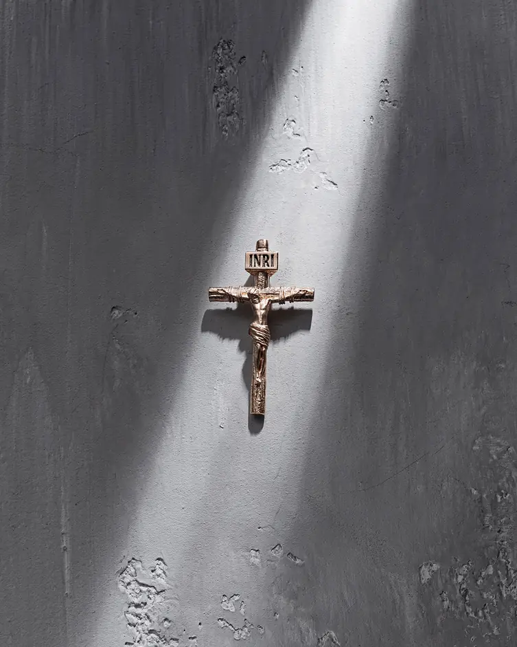 Krzyż CRUCIFIXION of JESUS CHRIST (czerwone złoto)