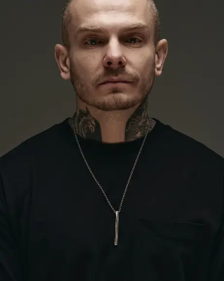Srebrny wisiorek na łańcuszku RUNY - OBEREGI 4