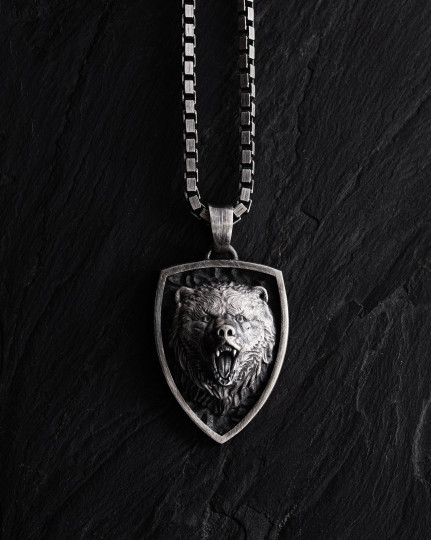 Srebrny wisiorek - tarcza BEARS ROAR - 1222