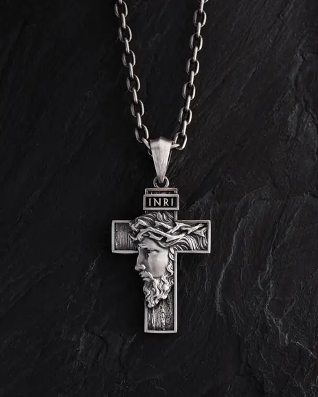 Srebrny krzyż FACE OF JESUS CHRIST. INRI