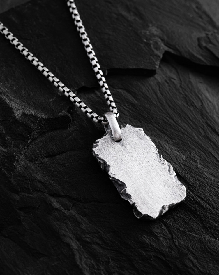 Srebrny wisiorek STONEHENGE