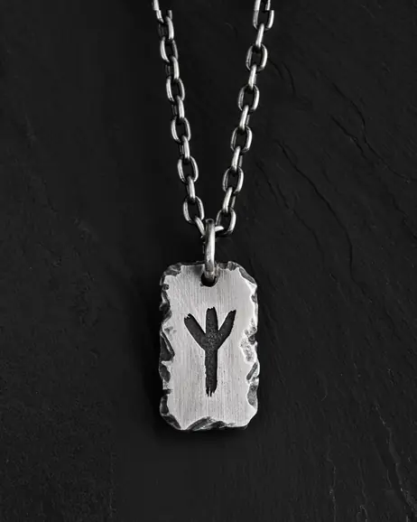 Srebrny wisiorek RUNA AMULET - ALGIZ