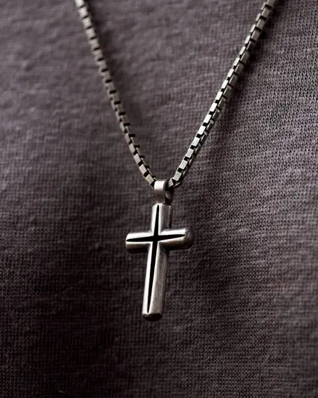 Srebrny krzyż LUMEN FIDEI 11
