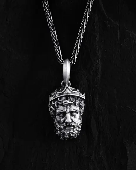 Srebrny wisiorek POSEIDON