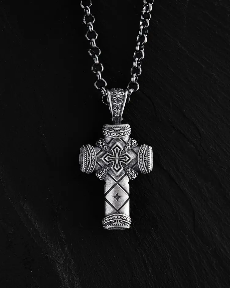 Srebrny krzyż CRUCIS FIDEI
