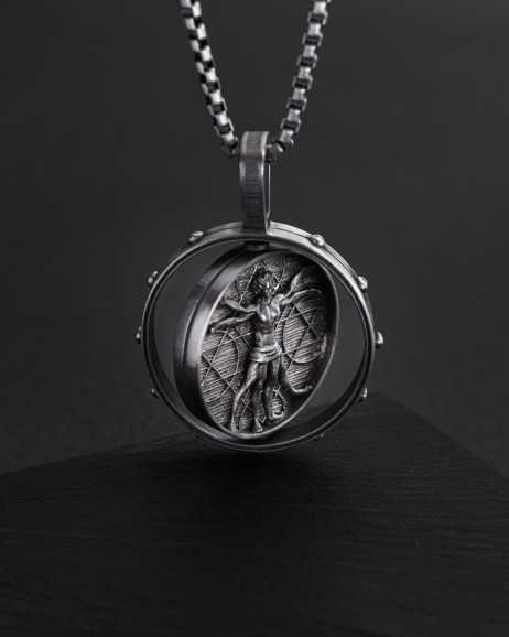 Srebrny wisiorek VITRUVIAN MAN (Da Vinci) 2