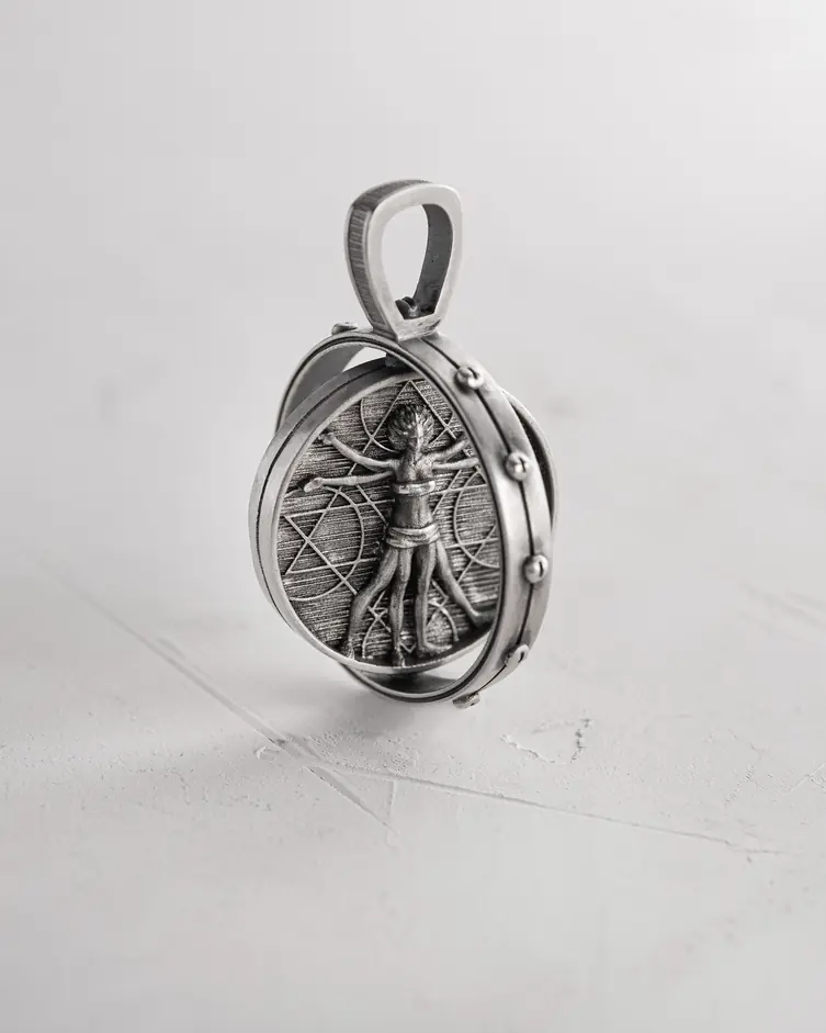 Srebrny wisiorek VITRUVIAN MAN (Da Vinci) 11
