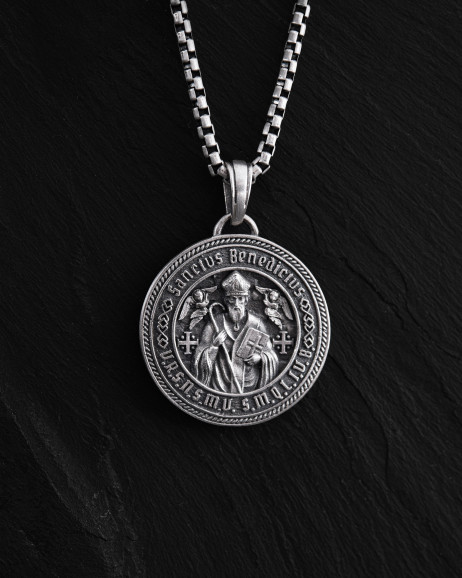 Srebrny wisiorek SANCTUS BENEDICTUS 2