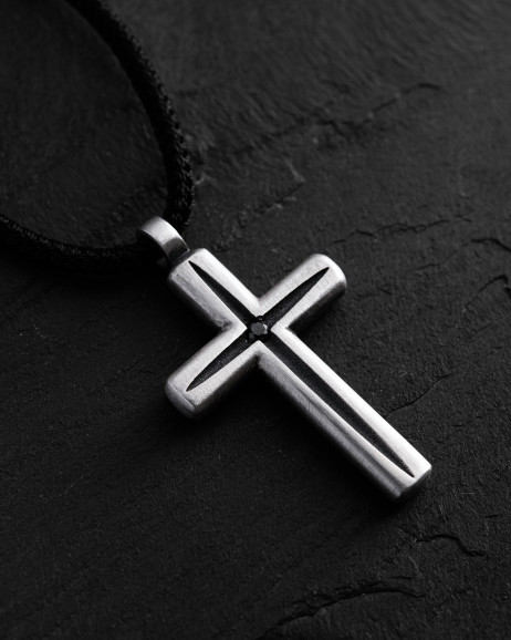 Srebrny krzyż LUMEN FIDEI. BLACK STONES