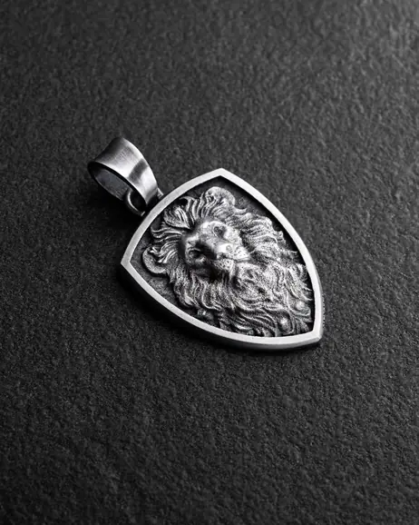 Srebrny wisiorek THE WISDOM OF THE LION 7